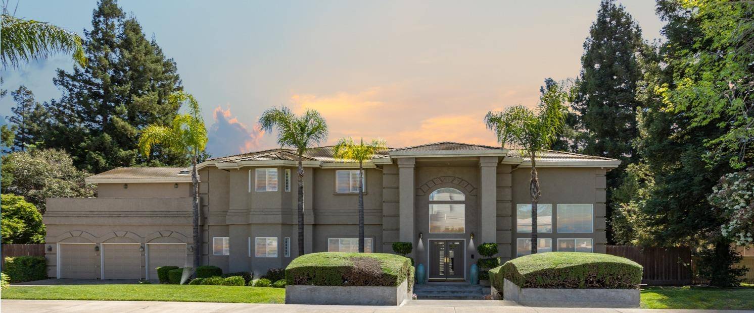 Modesto, CA 95356,1004 Country Club DR