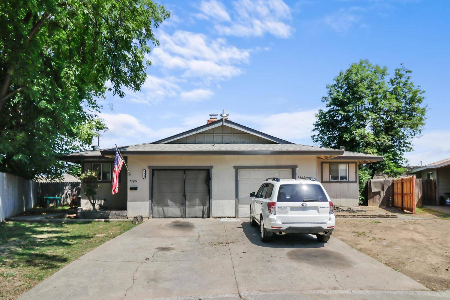 Sacramento, CA 95823,7305 Berna WAY