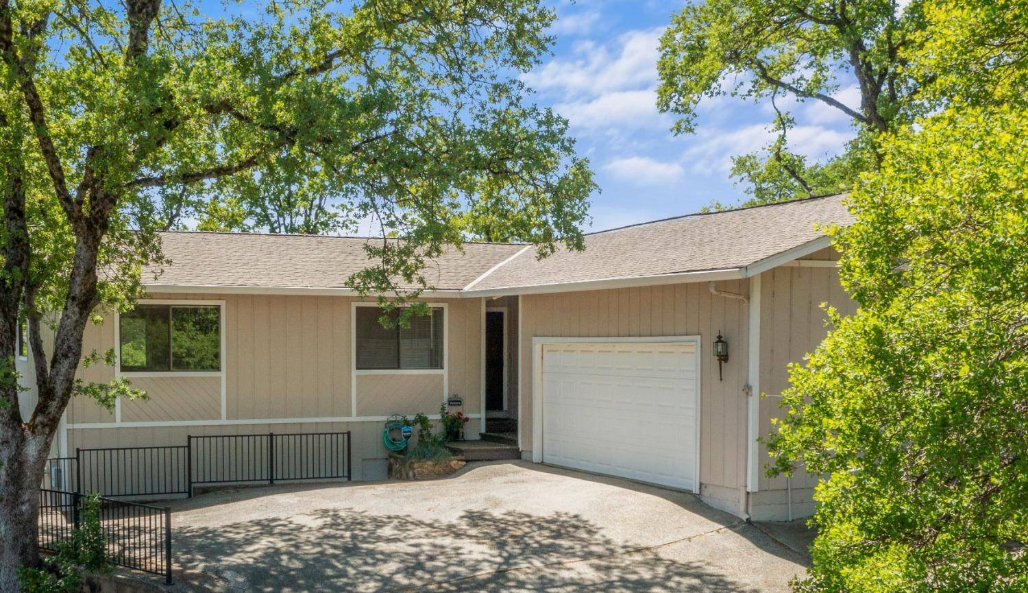 Auburn, CA 95602,11781 Torrey Pines DR