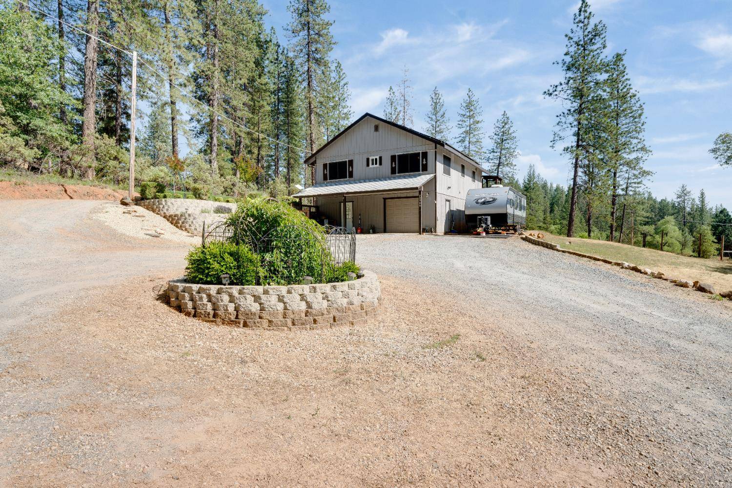 Foresthill, CA 95631,20986 Birchwood DR