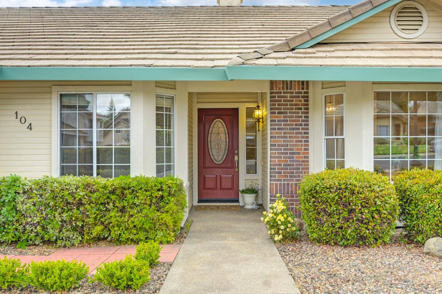 Folsom, CA 95630,104 Taunton WAY