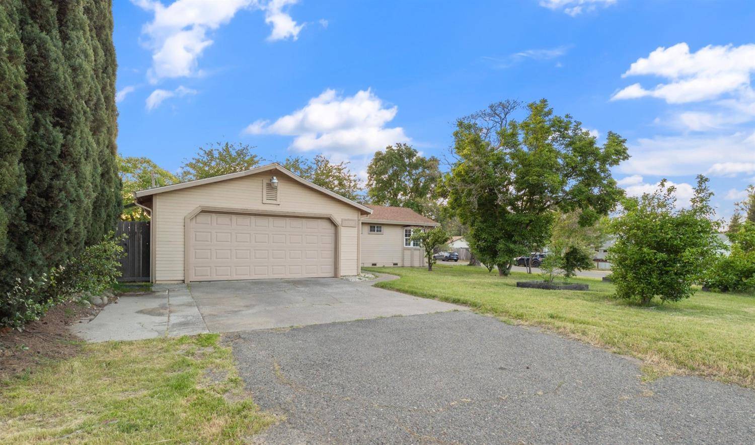 Orangevale, CA 95662,7241 Main AVE