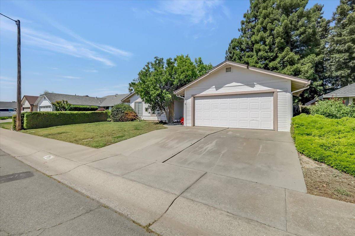 Yuba City, CA 95991,715 Teakwood DR