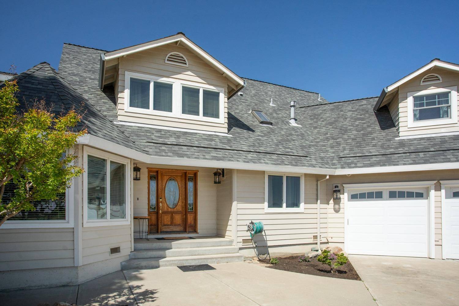 Arbuckle, CA 95912,509 Wyer RD