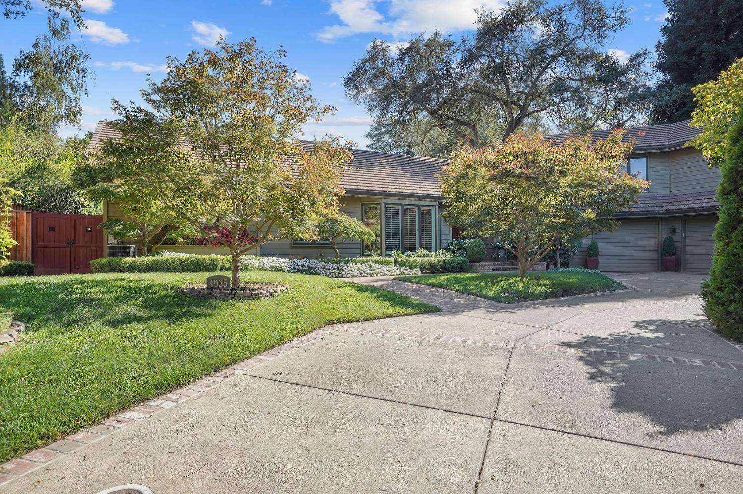 Carmichael, CA 95608,4935 Sudbury WAY