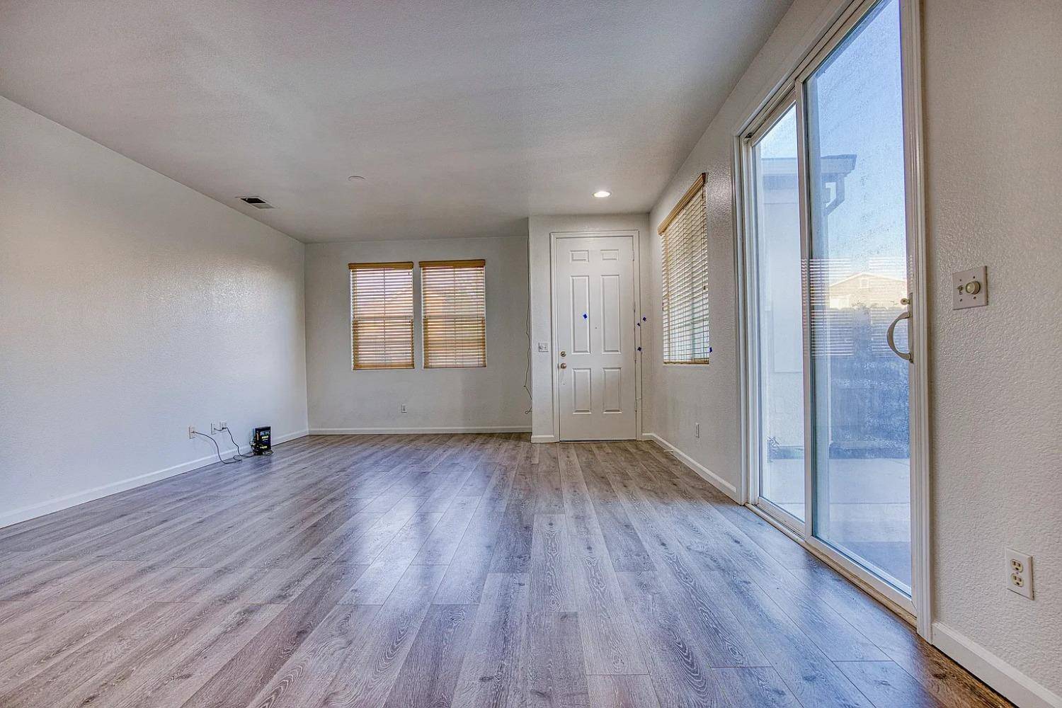 Sacramento, CA 95834,4101 Sally Ride WAY