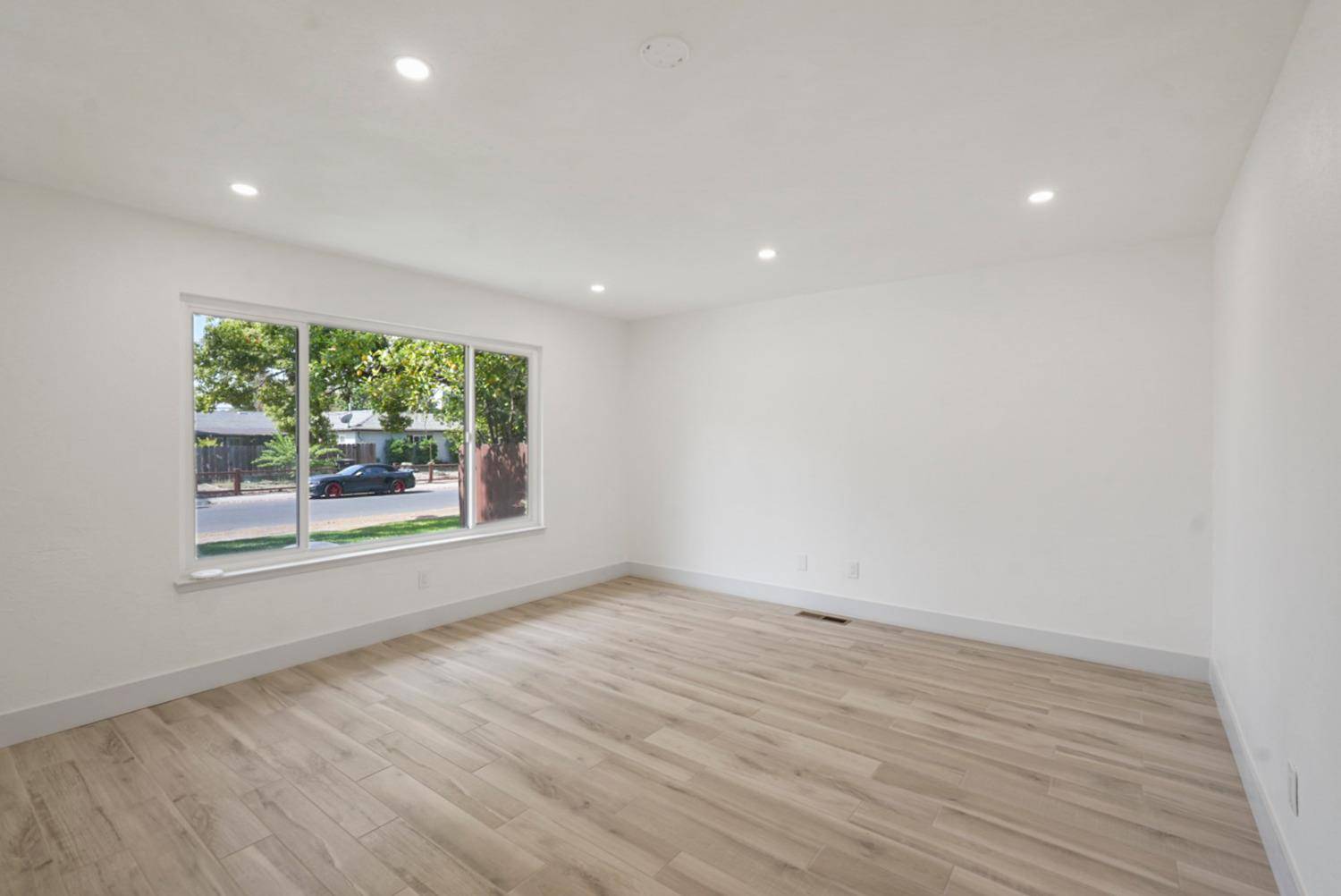 Modesto, CA 95350,1829 Glouster WAY