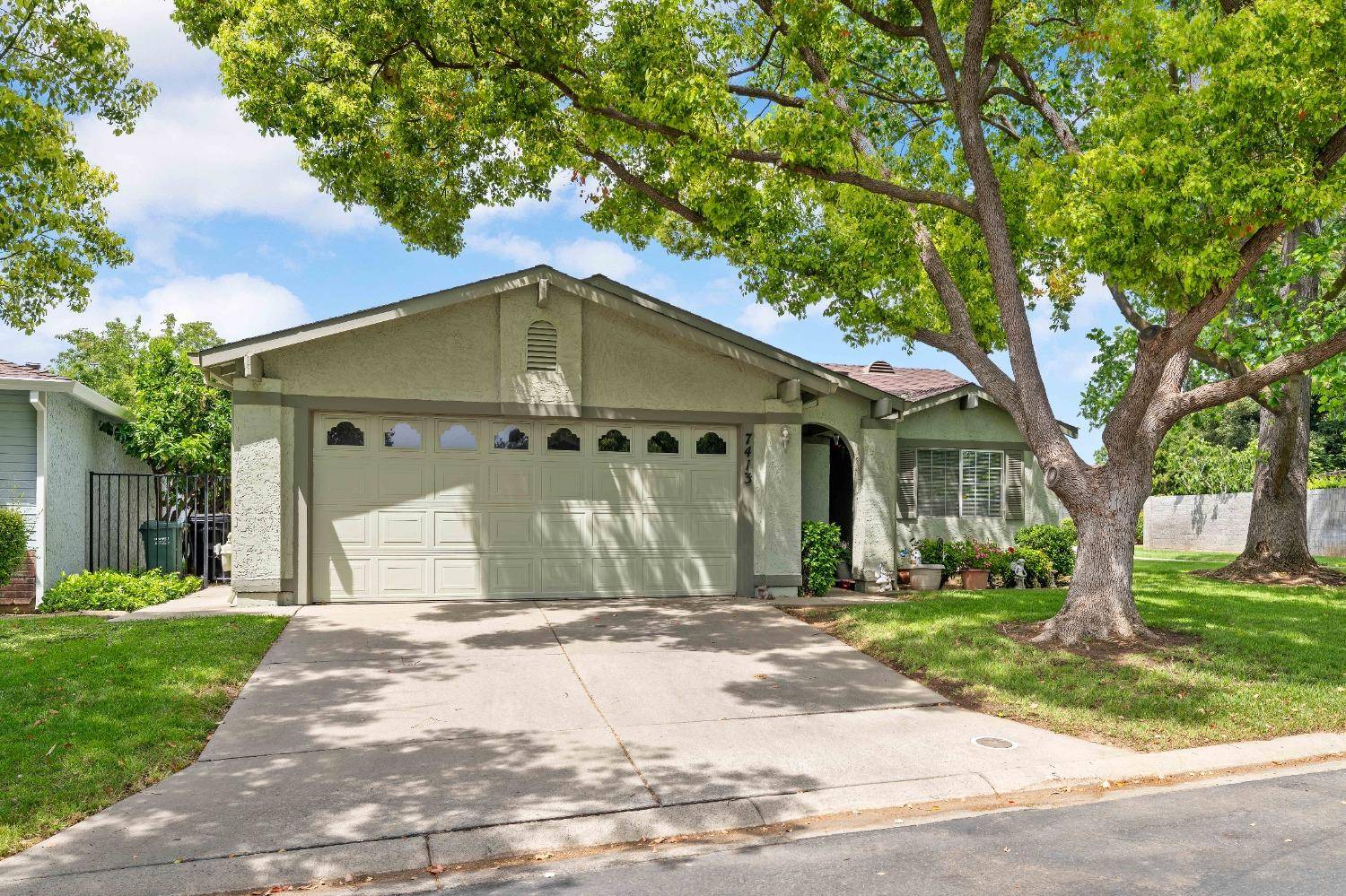 Sacramento, CA 95828,7413 Sunspark LN