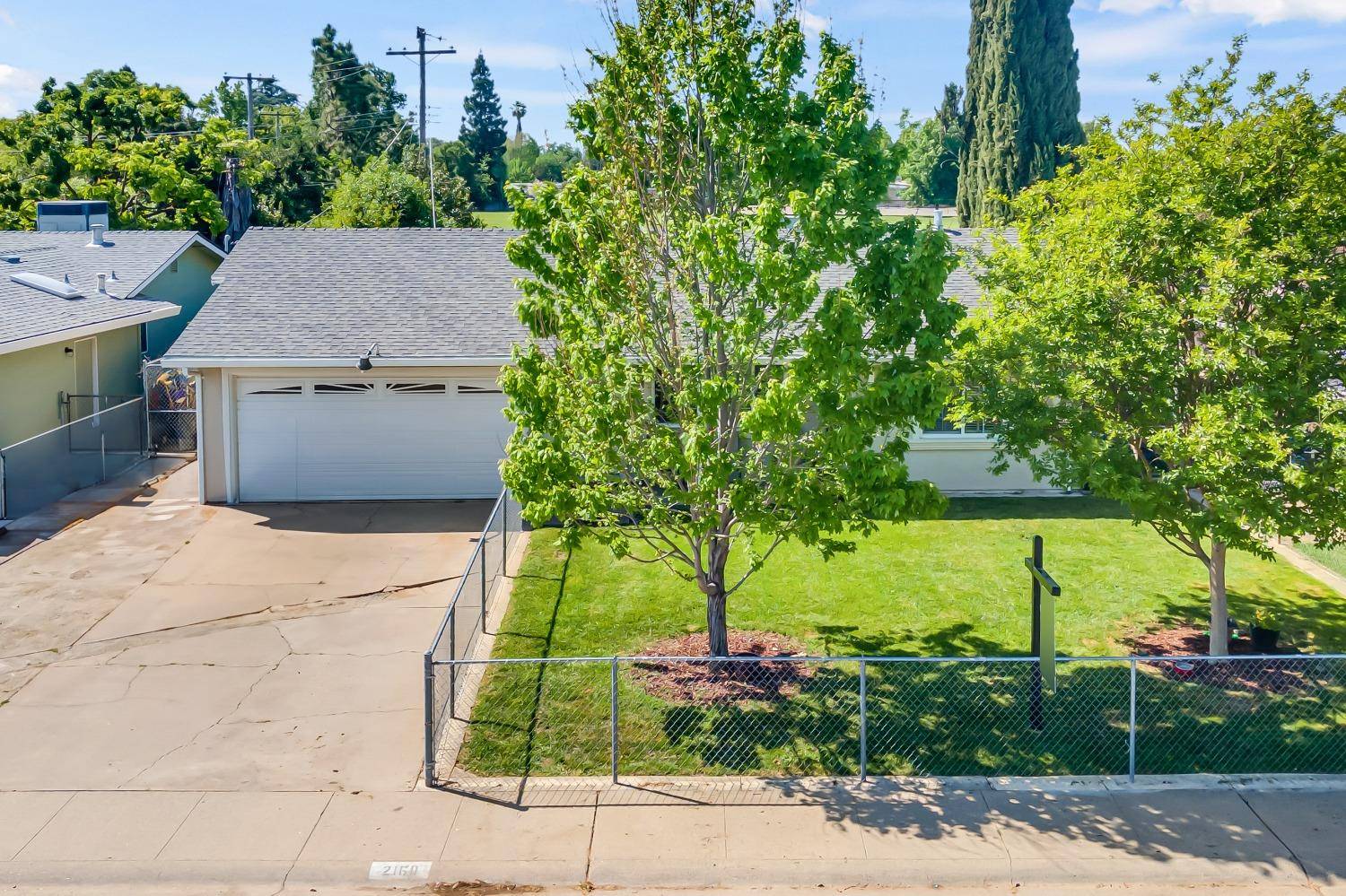 Rancho Cordova, CA 95670,2160 Forestlake DR