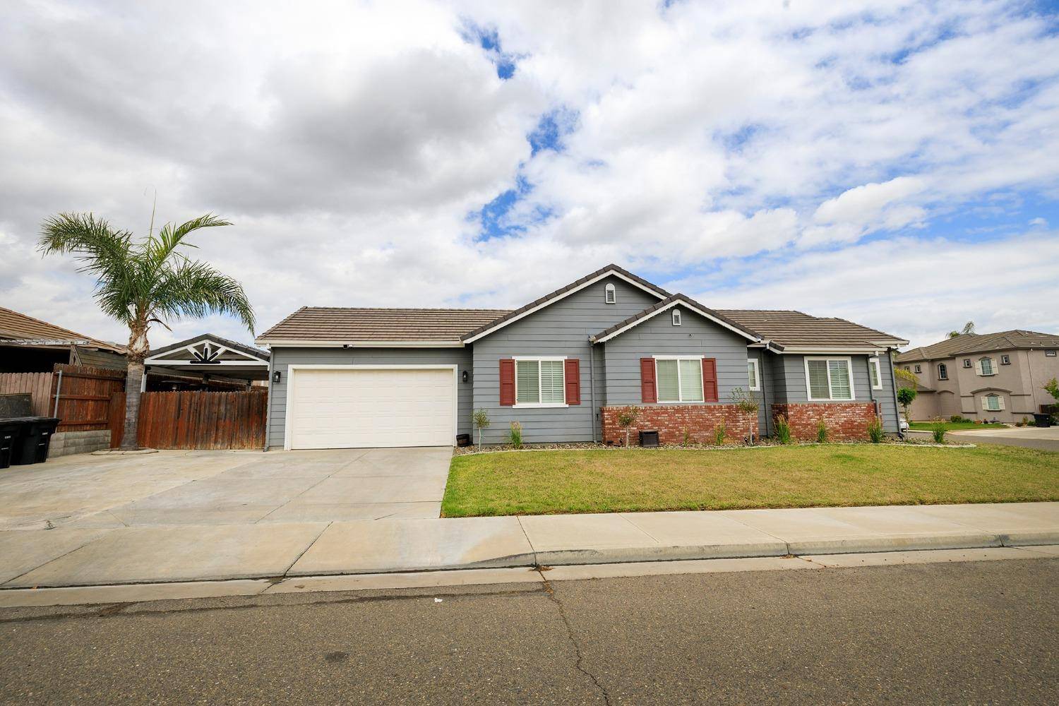 Livingston, CA 95334,1075 Dallas DR