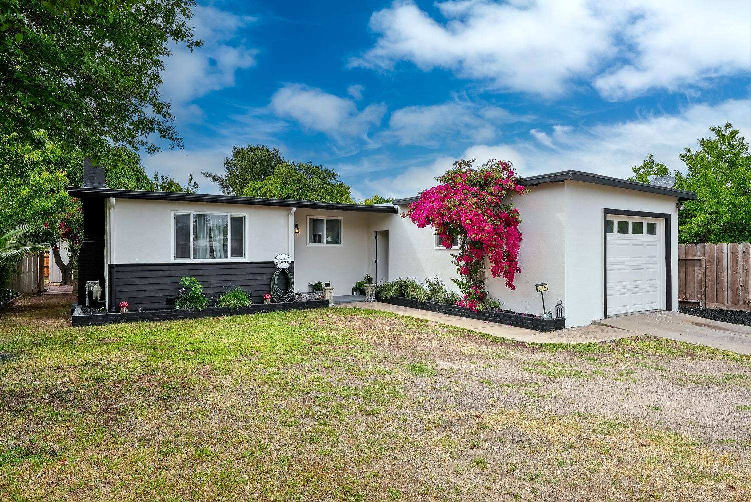 Turlock, CA 95380,335 Farr ST