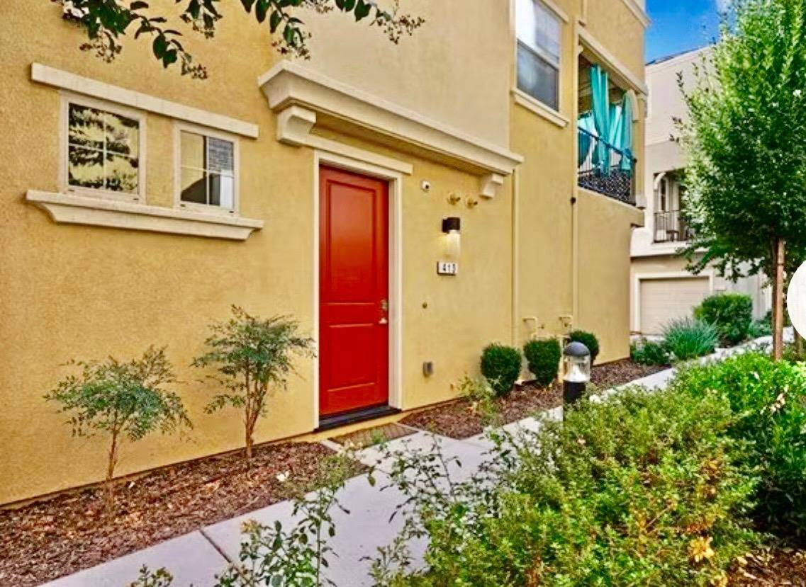 Sacramento, CA 95818,413 Tailoff LN #91b