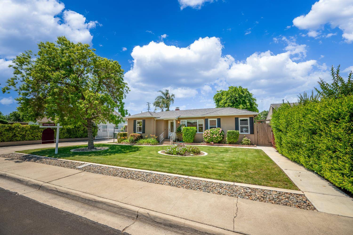 Modesto, CA 95350,1233 Sycamore