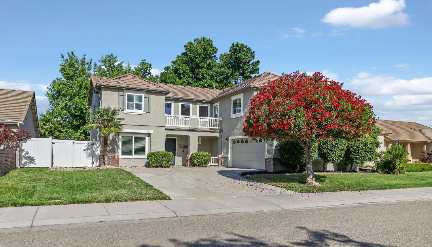 Ripon, CA 95366,873 Ruess RD
