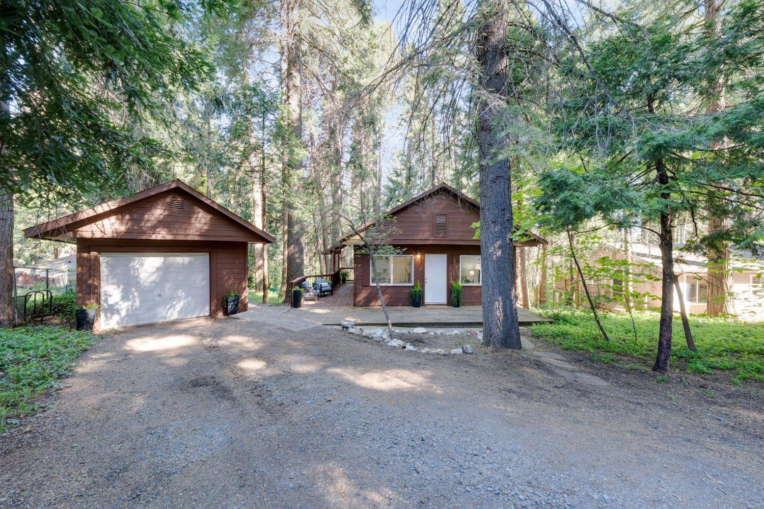 Pollock Pines, CA 95726,2826 Loyal LN