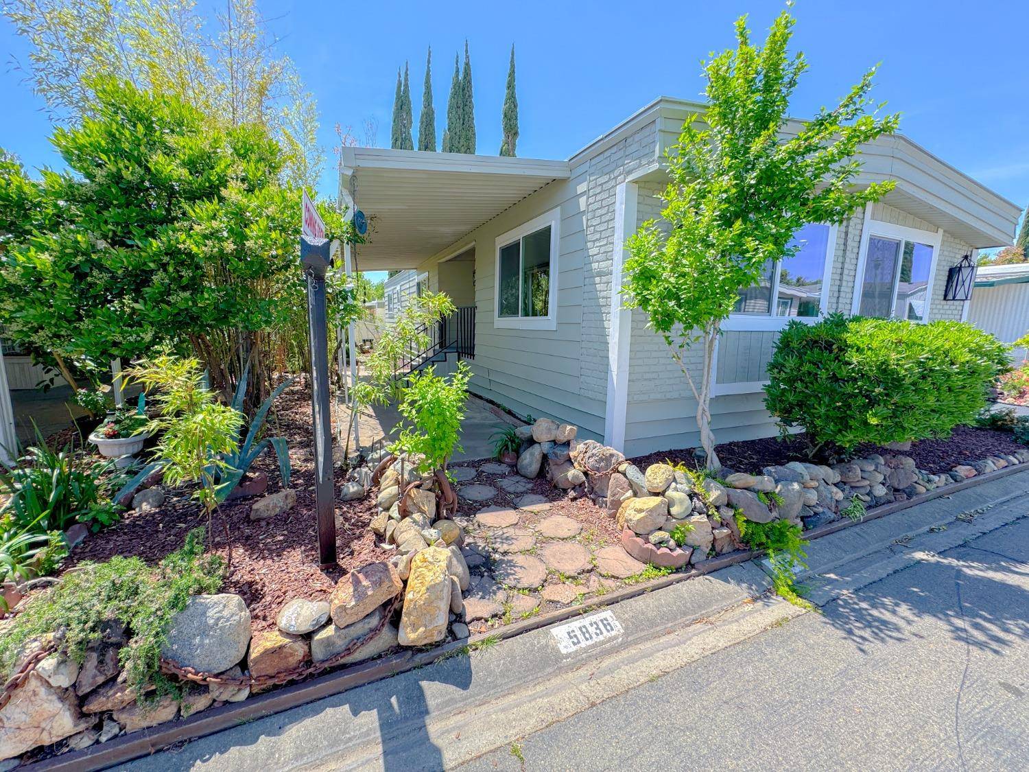 Sacramento, CA 95842,5836 Stonyford