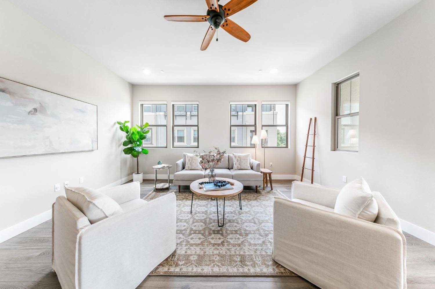 Davis, CA 95616,1661 Spring ST #335