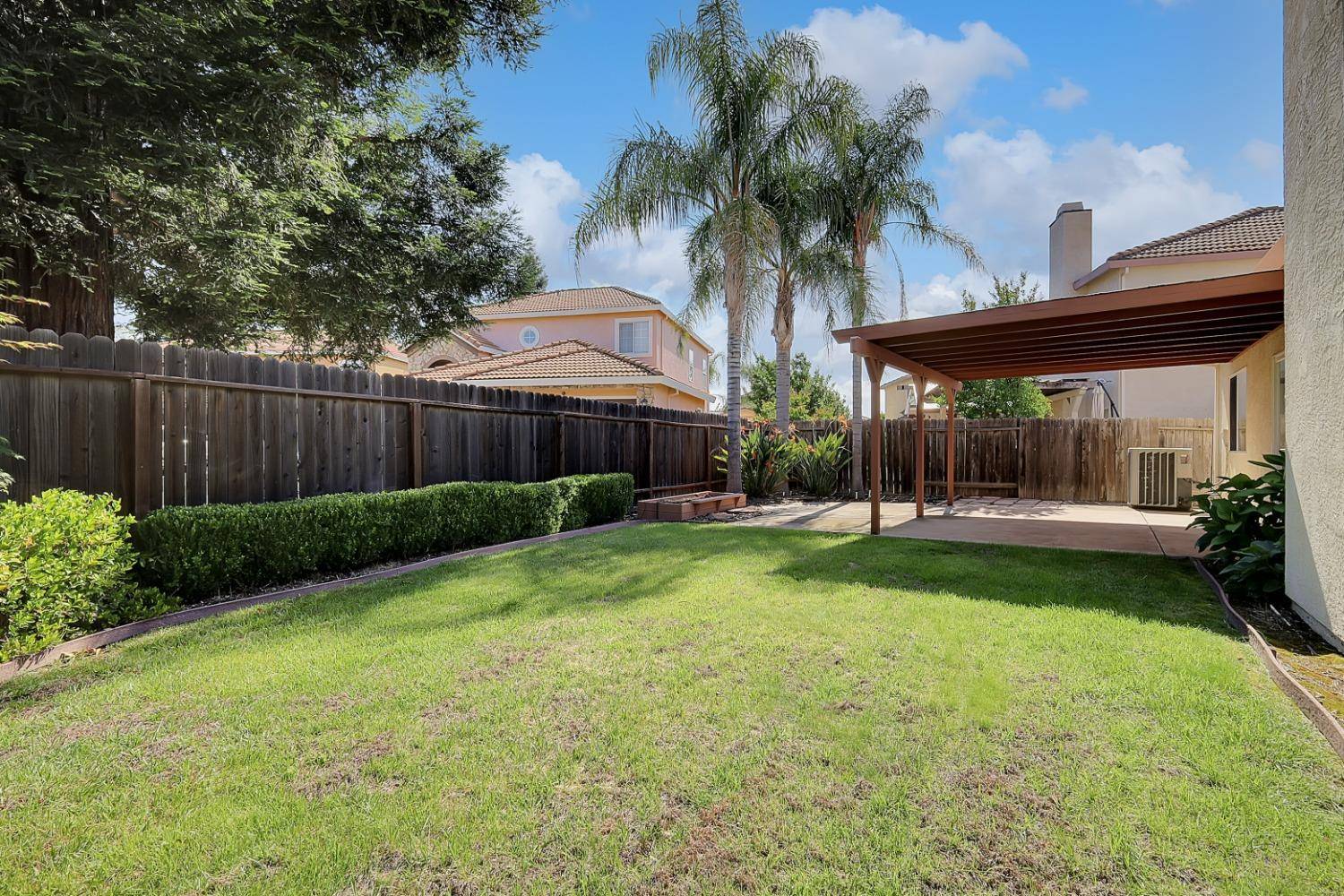 Yuba City, CA 95993,1823 Triff WAY
