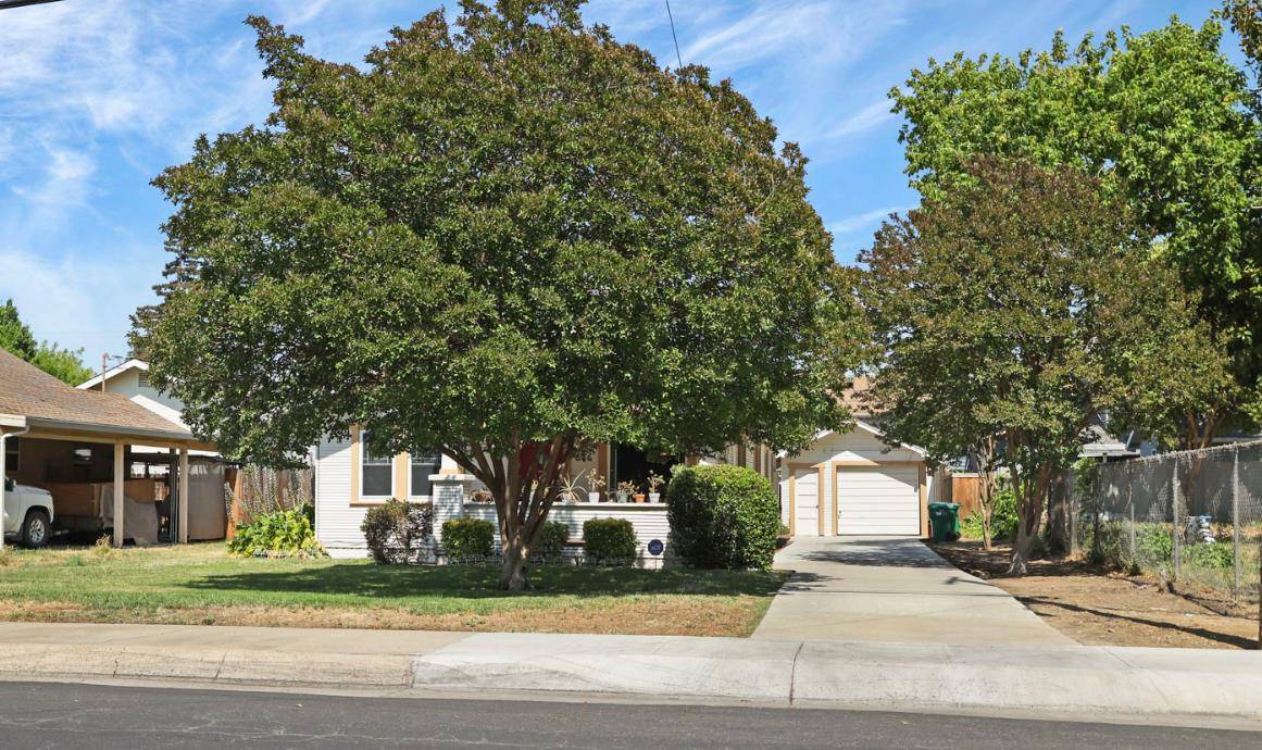 Lodi, CA 95240,616 N Pleasant AVE