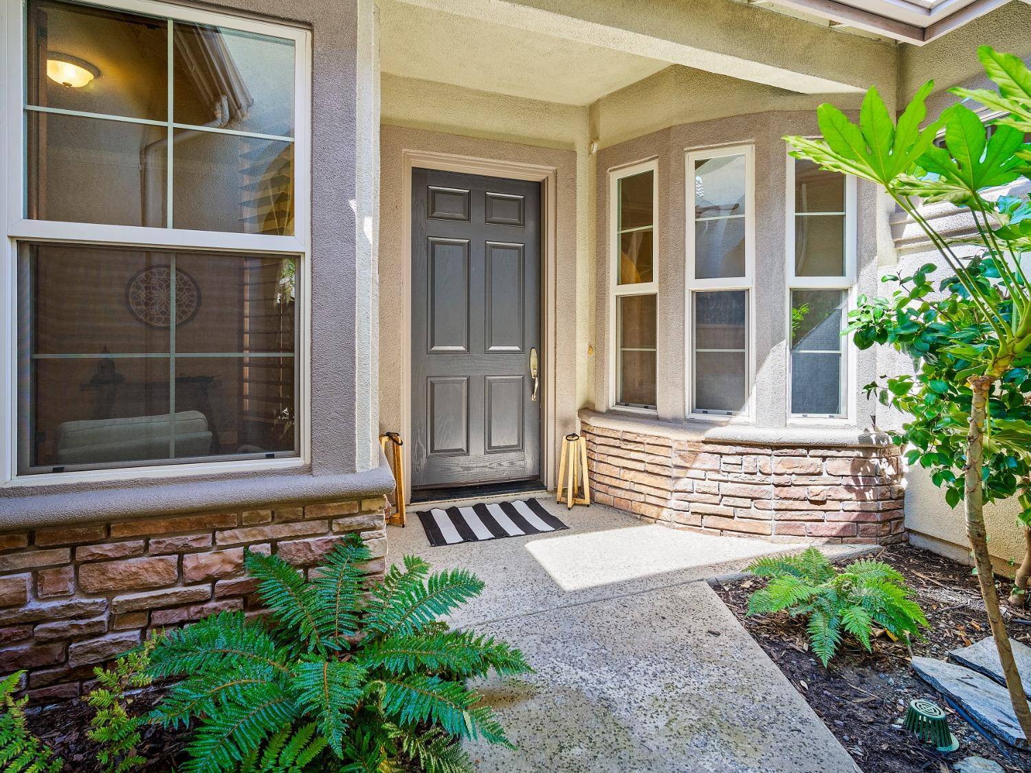 El Dorado Hills, CA 95762,1182 Terracina DR