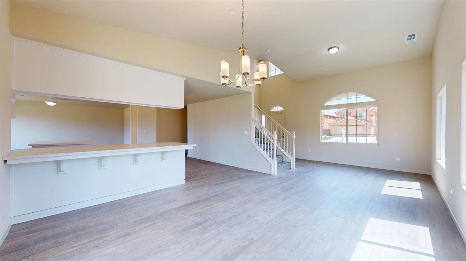Riverbank, CA 95367,5567 Landon LN