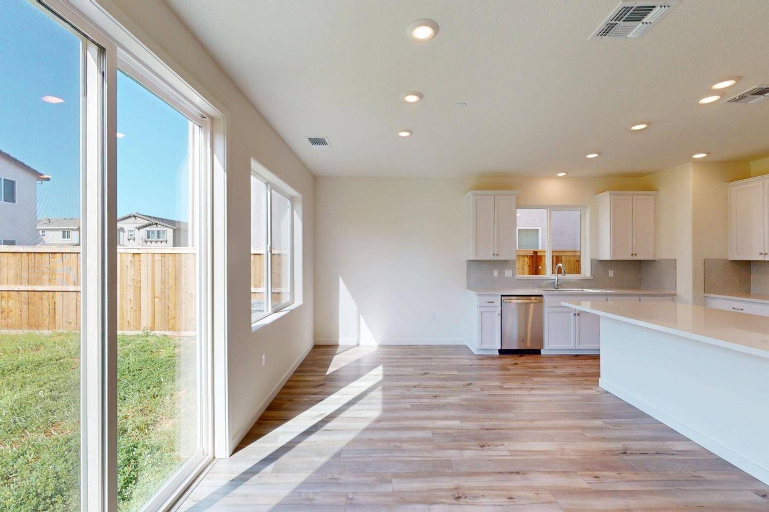 Lincoln, CA 95648,3091 United DR