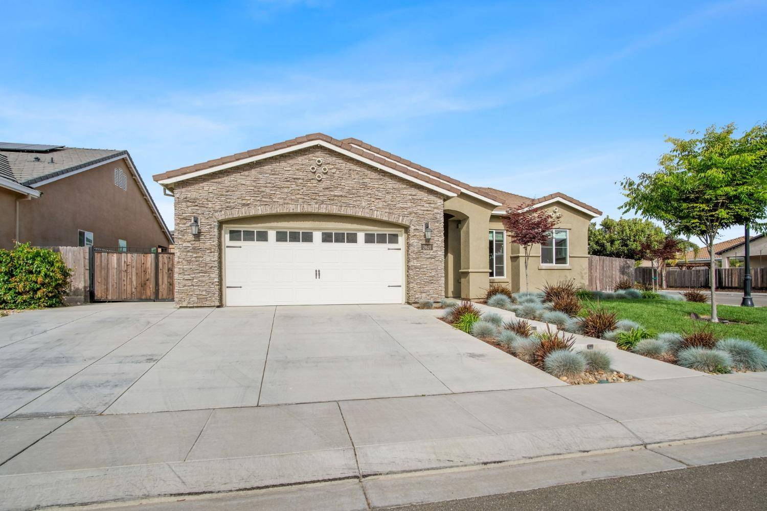 Manteca, CA 95337,2621 Gianna Marie AVE