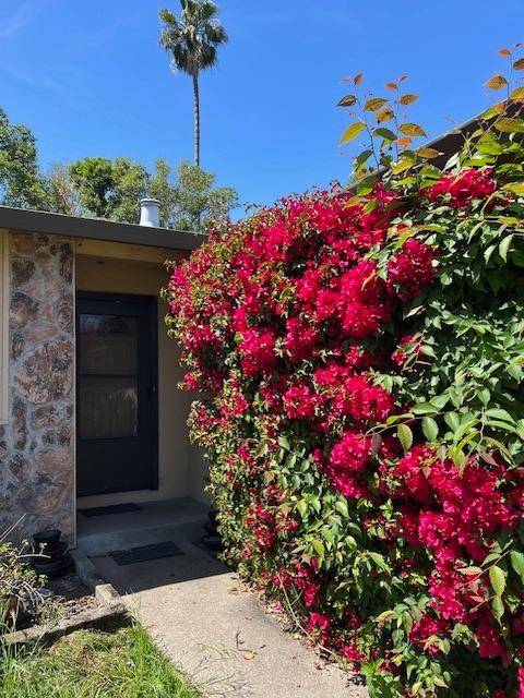 Sacramento, CA 95822,7548 Ashwood WAY