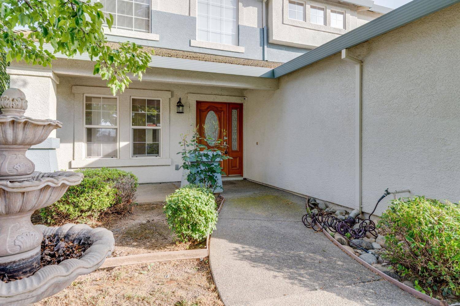 Elk Grove, CA 95624,8956 E Valley DR