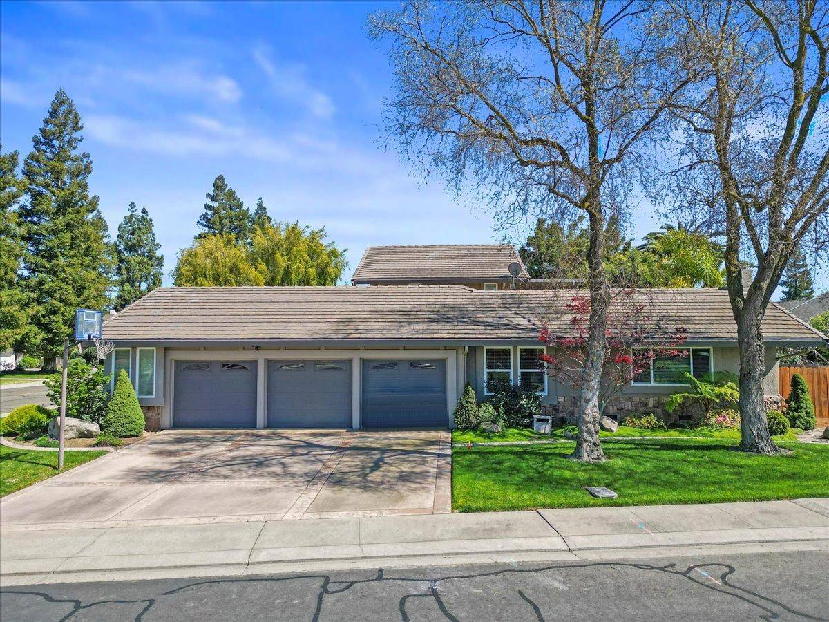 Riverbank, CA 95367,2012 Candlewood PL
