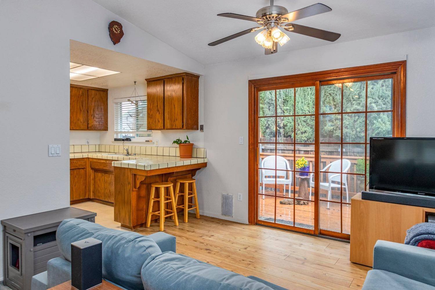 Carmichael, CA 95608,4038 Grover CT #4