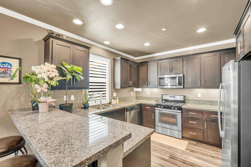 Lincoln, CA 95648,250 Clover Meadows CIR