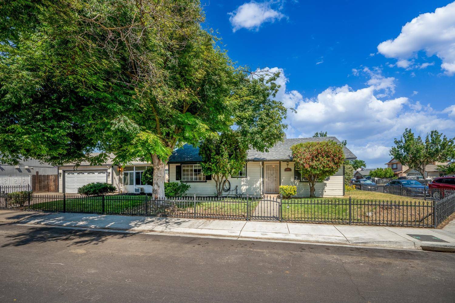Modesto, CA 95358,1828 Chesapeake AVE