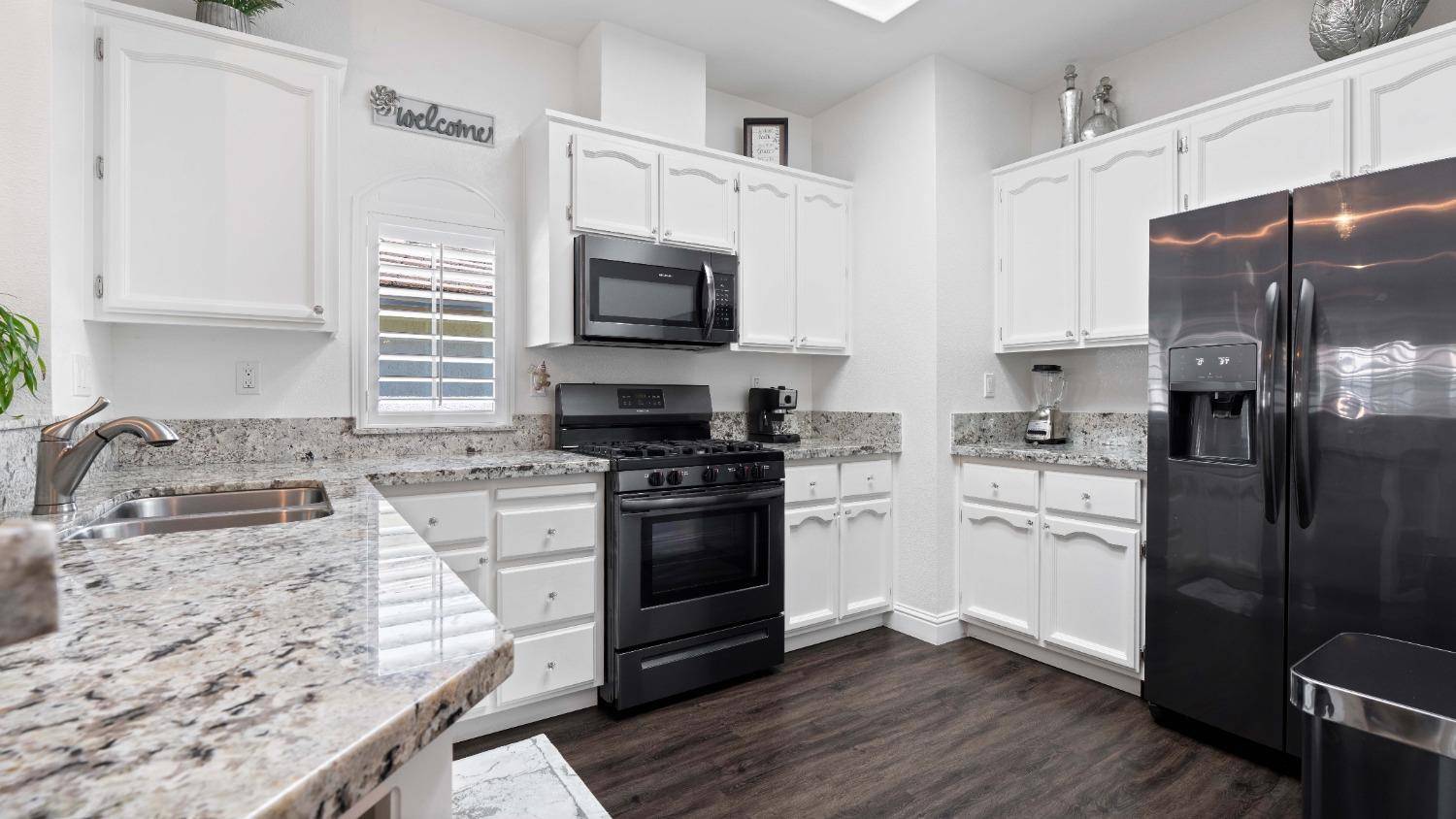 Folsom, CA 95630,645 Fundenhall CT