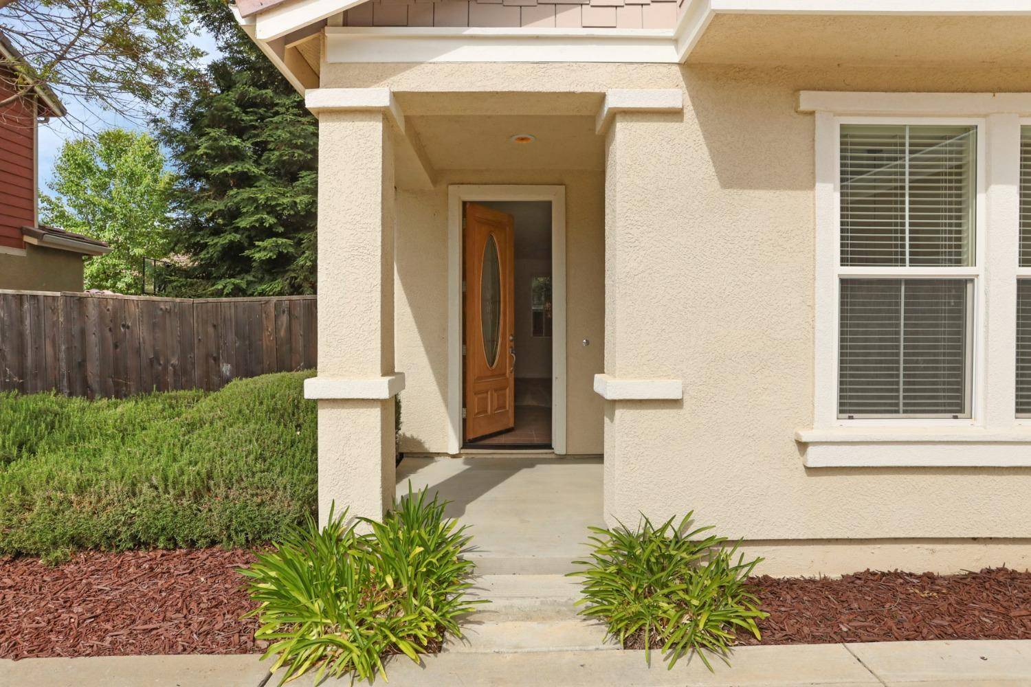 Patterson, CA 95363,9363 Vintner CIR