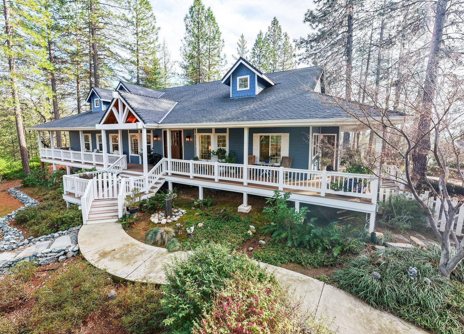 Foresthill, CA 95631,22045 Farrier CT