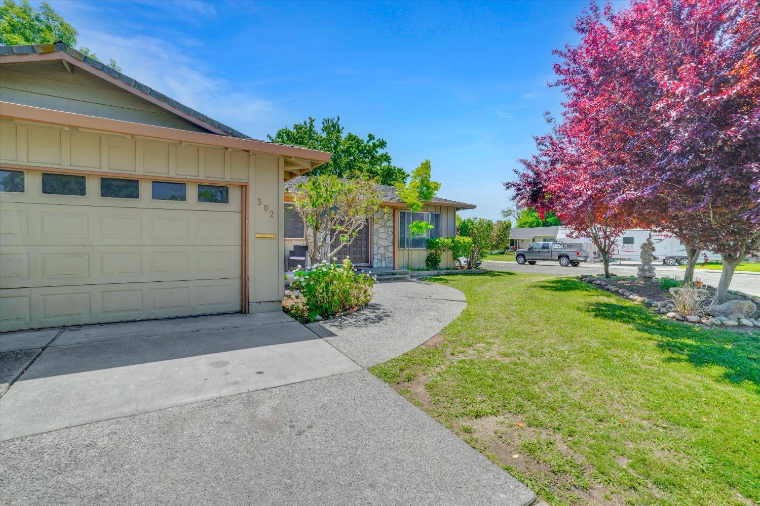 Stockton, CA 95210,302 Sepulveda DR