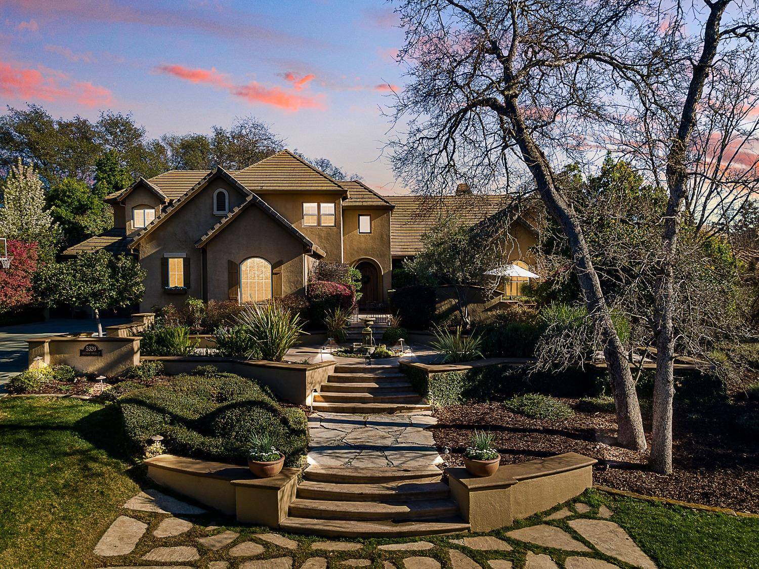 El Dorado Hills, CA 95762,5320 Greyson Creek CT