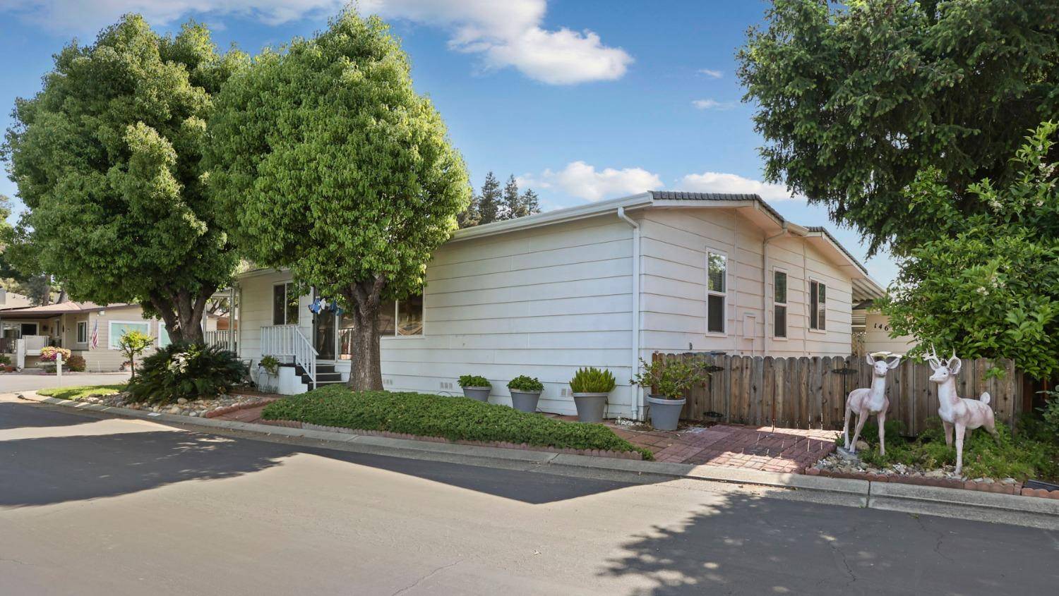 Stockton, CA 95210,6706 Tam O Shanter DR #146