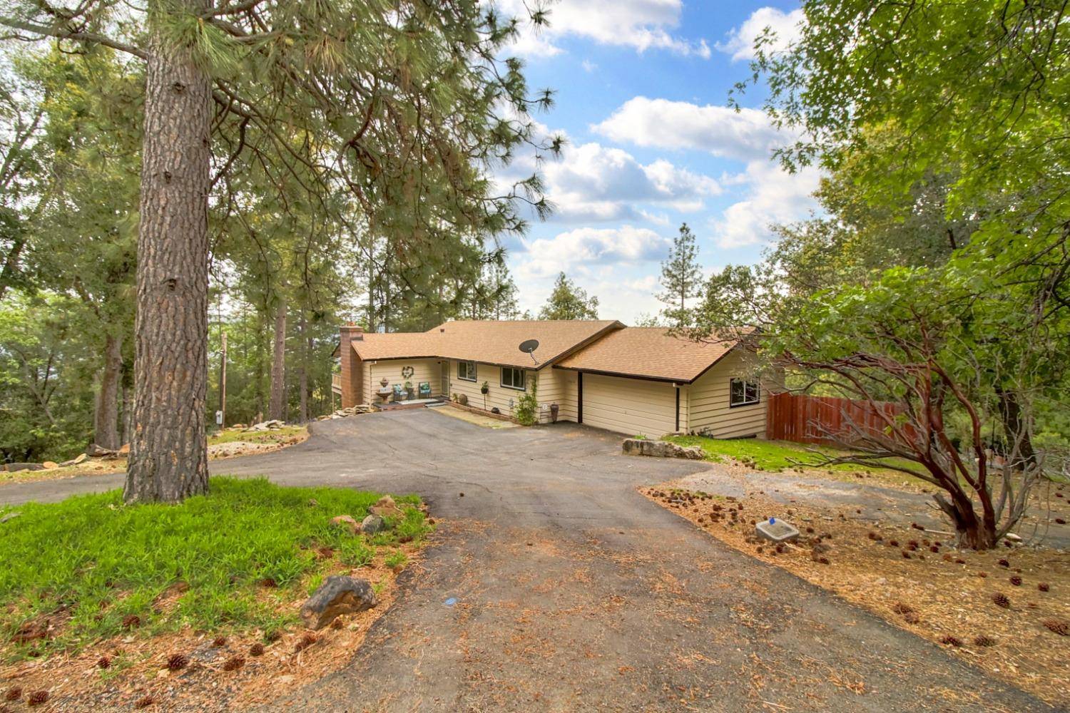Pine Grove, CA 95665,12615 Hilltop CT