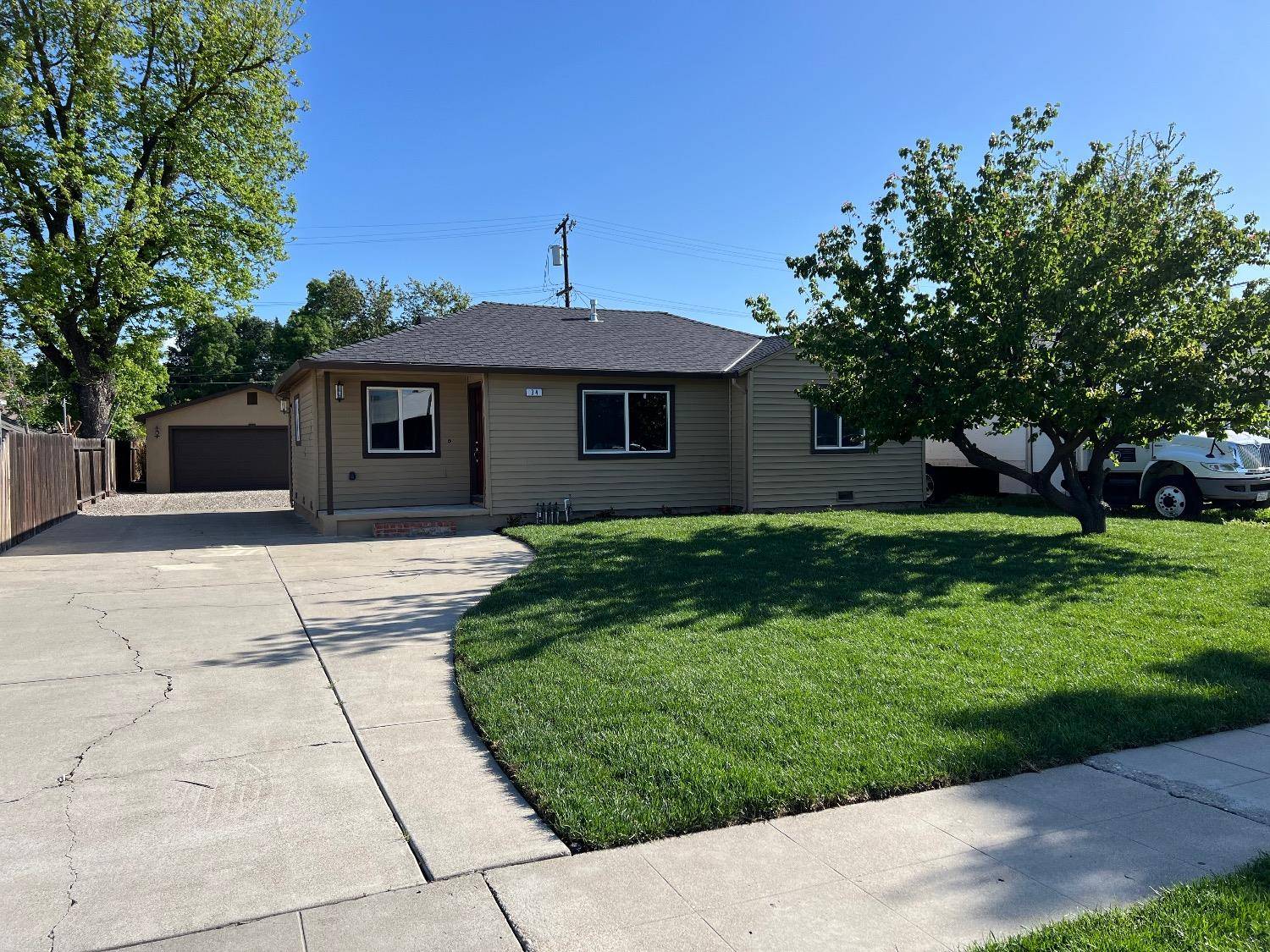 Tracy, CA 95376,34 E Beverly PL