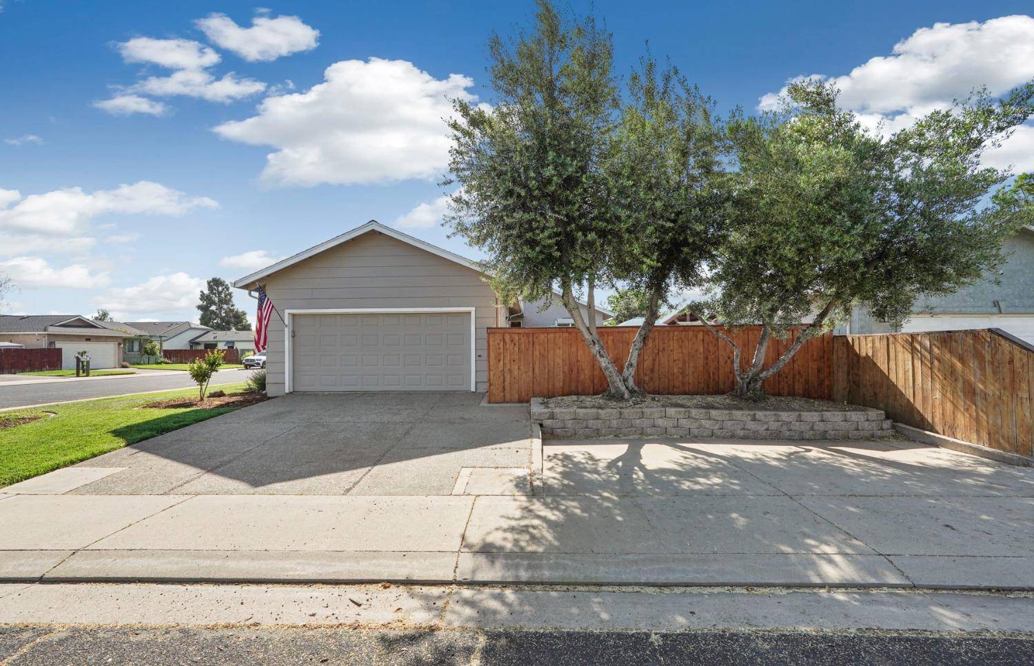 Lodi, CA 95242,2235 Starr DR