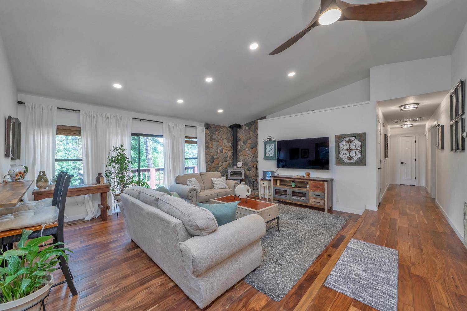 Grass Valley, CA 95945,10971 Footwall DR