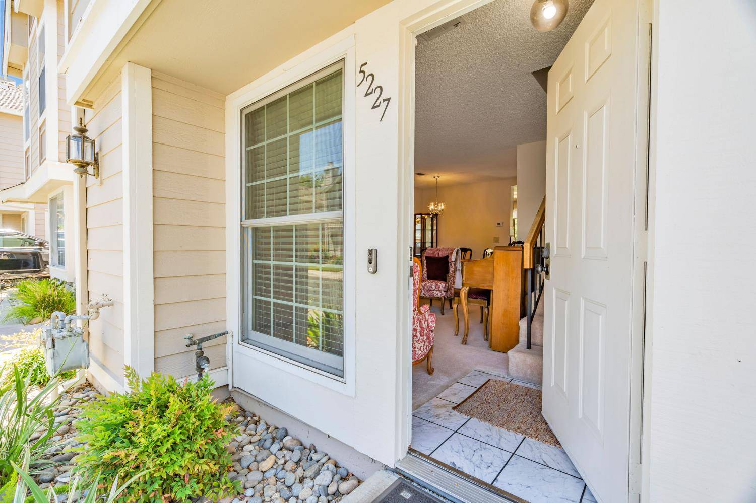 San Jose, CA 95123,5227 Macaw WAY