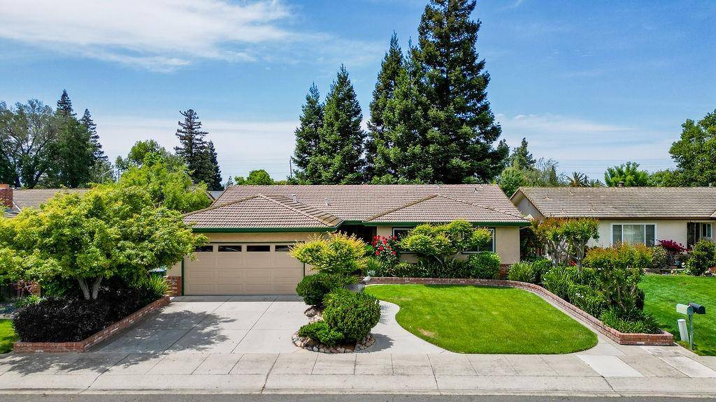 Lodi, CA 95242,303 Tioga DR