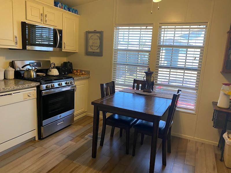 Rocklin, CA 95677,5505 S Grove ST #101