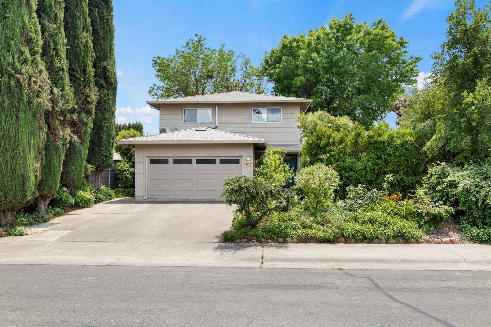Woodland, CA 95695,707 Boxwood RD