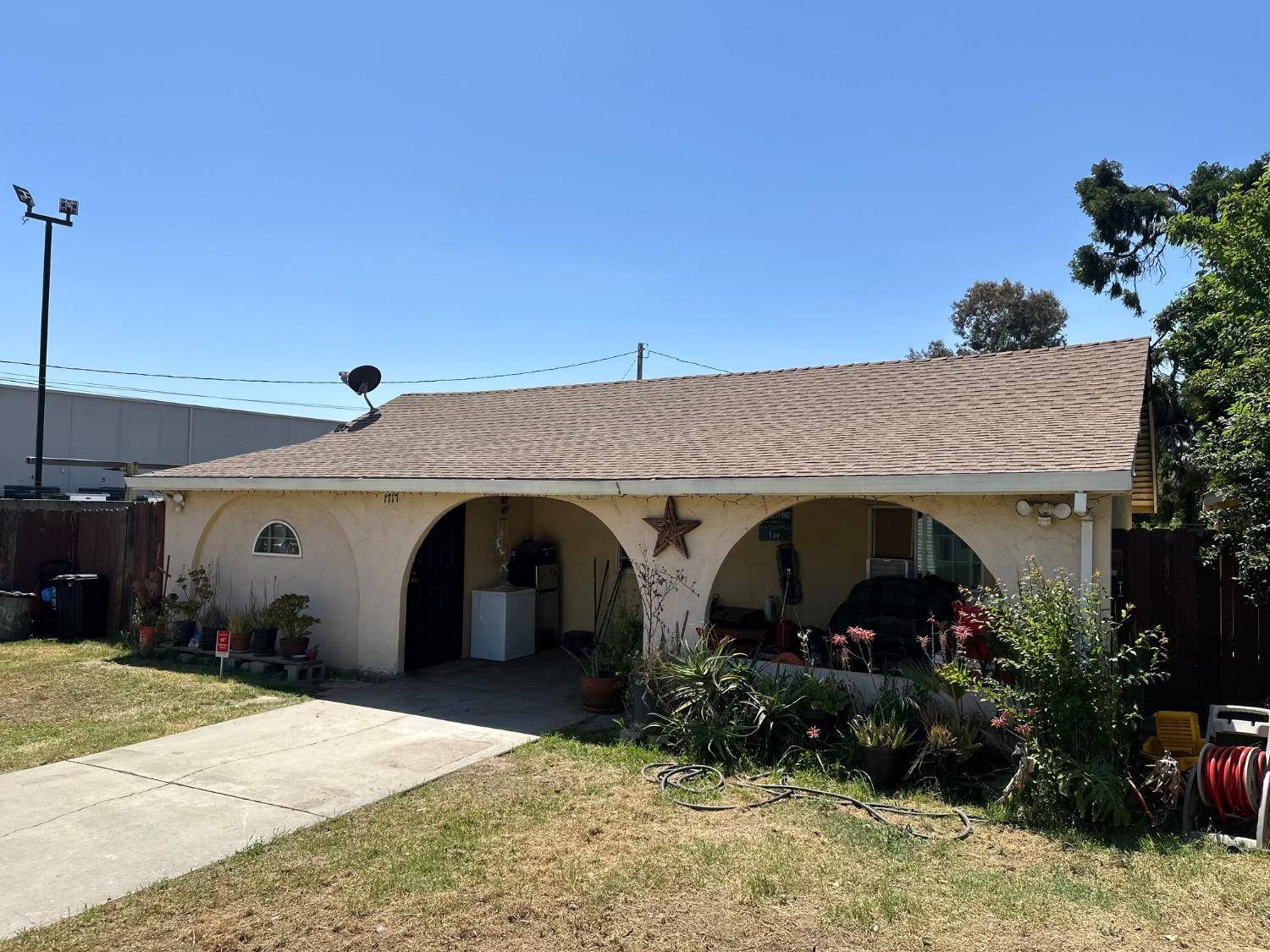 Modesto, CA 95358,1717 Midway AVE