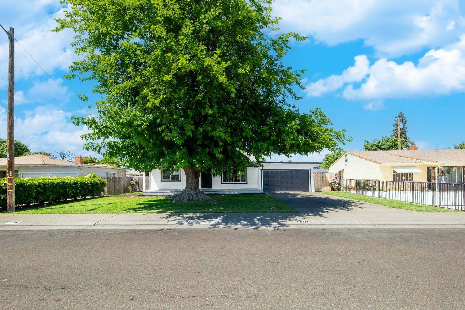 Stockton, CA 95204,3037 W Monterey AVE