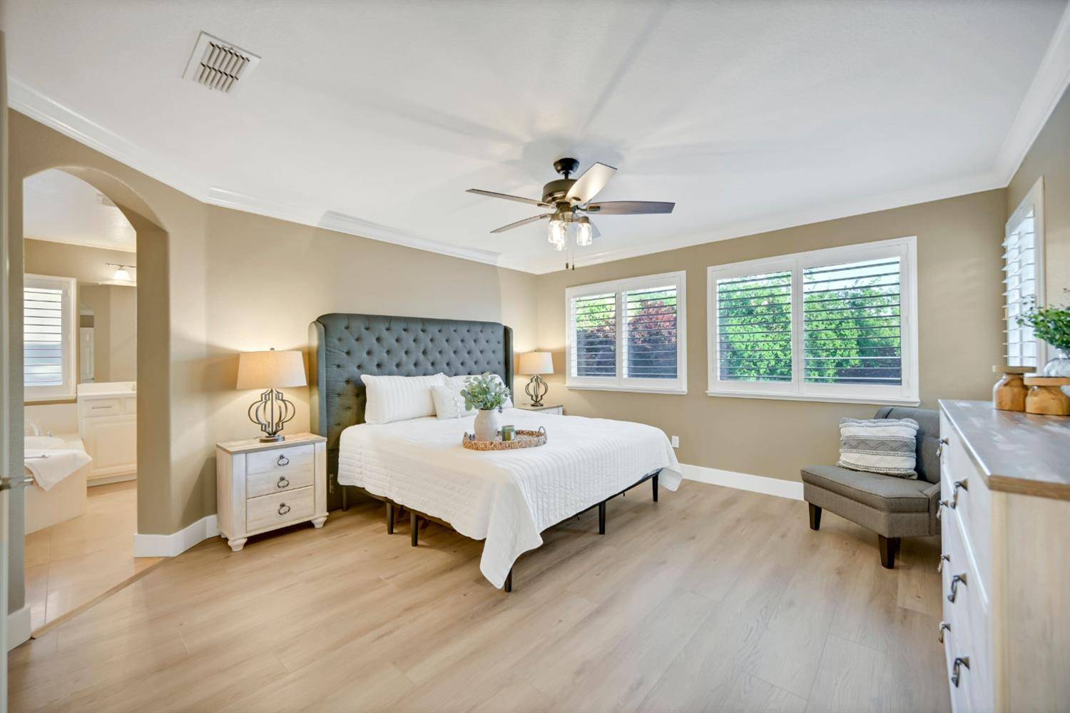 Folsom, CA 95630,961 Glennfinnan WAY